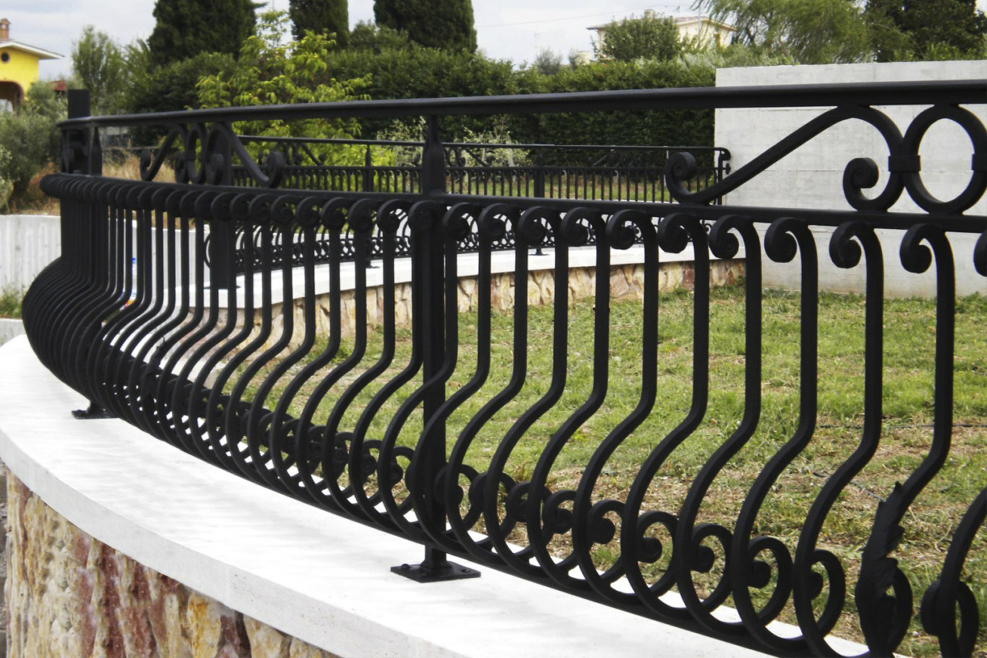 bahçe korkuluk1.jpg